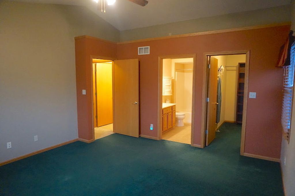 8-unit mixed-use residential building In Racine WI