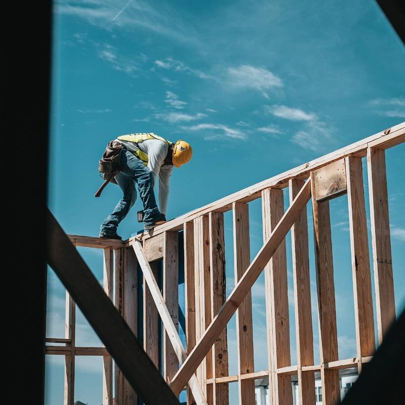 Effective communication and collaboration are essential for ensuring that your project progresses smoothly. The MEP firm will be interacting with several other contractors, including architects, structural engineers, and general contractors (GCs).
